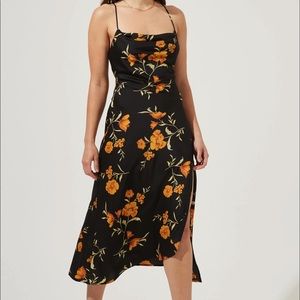 ASTR the label Gaia black floral midi dress - medium NWT